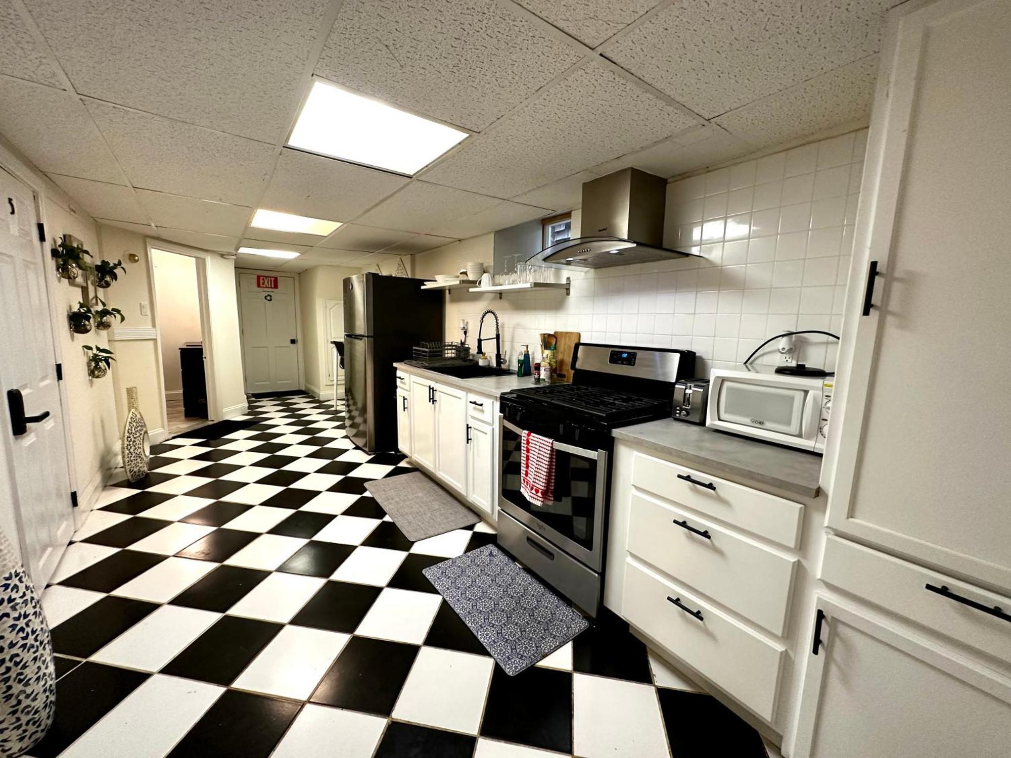 Hotel 4-A Diamond In Yonkers Esterno foto
